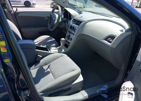 2011 Chevrolet Malibu Ls z USA, uszkodzony, nr VIN 1G1ZB5E12BF116471